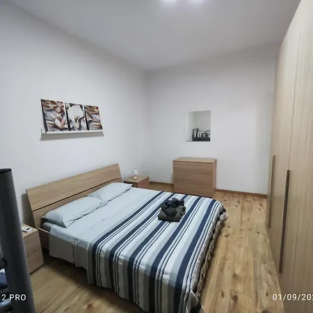 Casa Delle Muse 48 فونتاني بيانكي